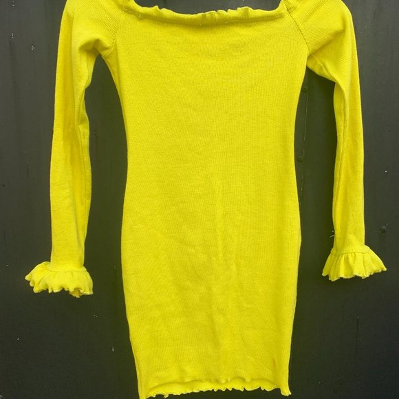 Yellow Off Shoulder Ruffled Dress - Picture 5 of 8